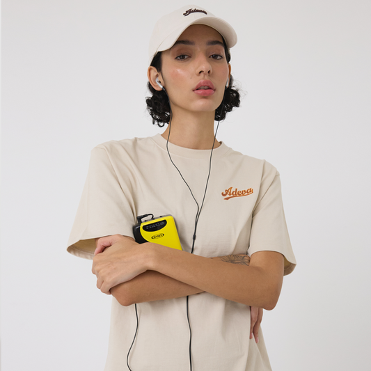 Unisex Printed Logo Tee -ユニセックスプリンテッドロゴTシャツ-