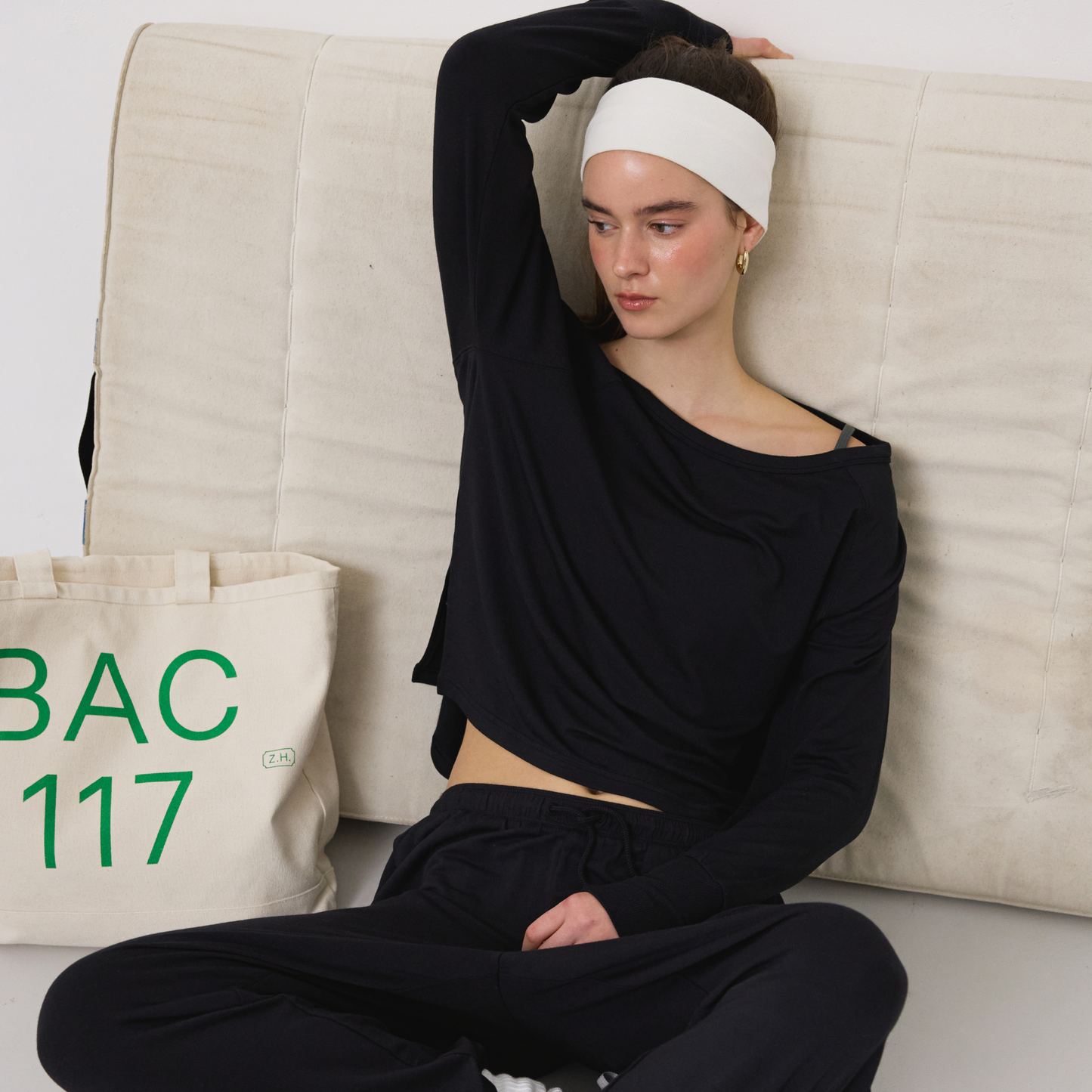 Cloud Off Shoulder Long Sleeve Tee - クラウドオフショルダーロングスリーブTシャツ